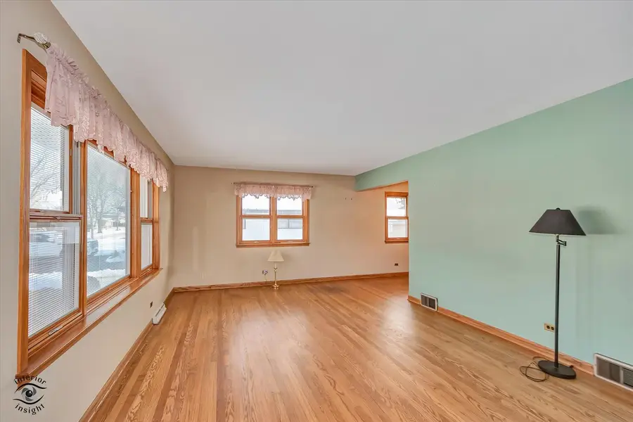 Address Withheld By Seller, Downers Grove, IL 60515 - Image #2