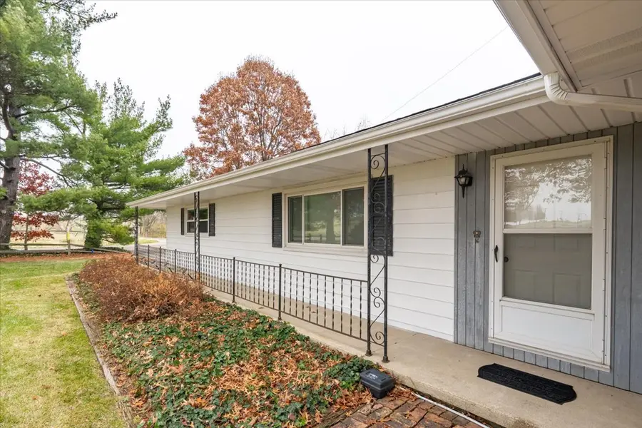 14509 Twin Grove Road, Bloomington, IL 61705 - Image #2