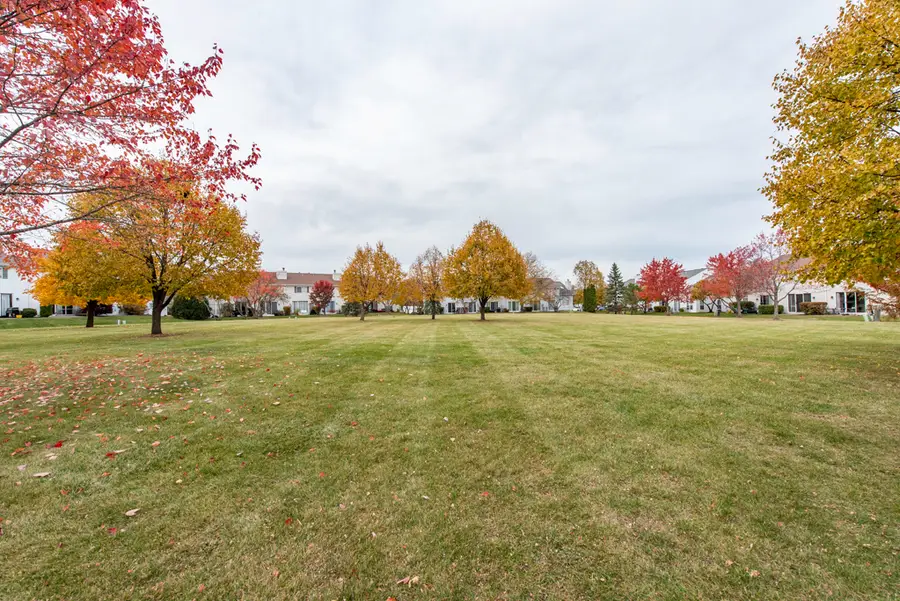 17826 W Salisbury Drive, Gurnee, IL 60031 - Image #3