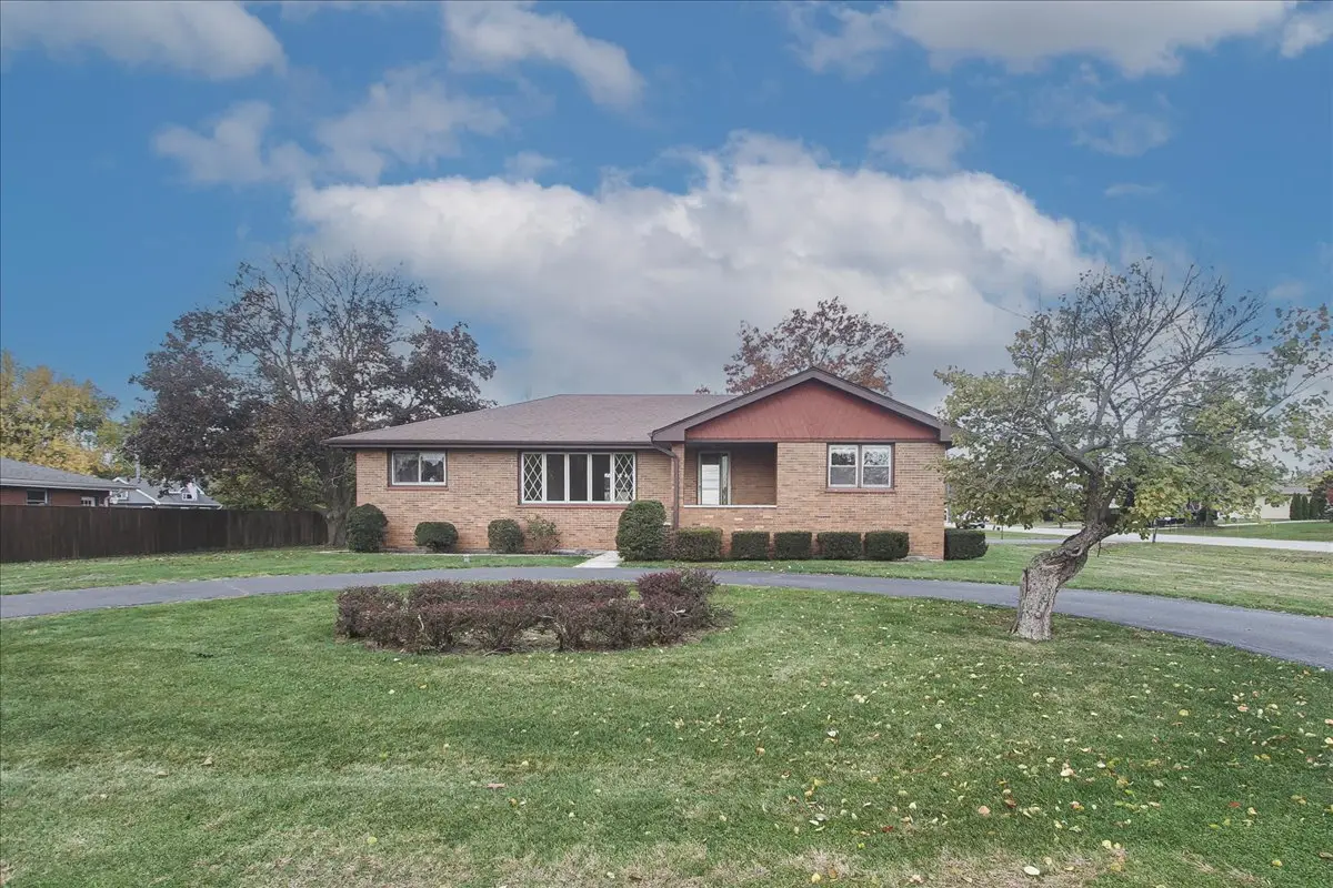 1420 Indian Hill Drive, Schaumburg, IL 60193 - Image #1