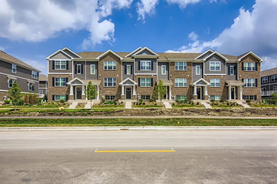 17325 Roscommon Road, Tinley Park, IL 60477 - Image #2