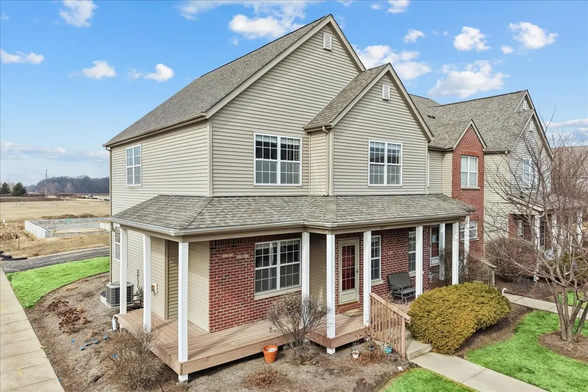 607 Clayton Circle #607, Sycamore, IL 60178 - #1