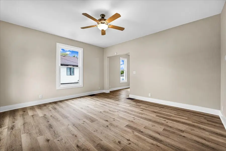 222 W Chestnut Street, Hoopeston, IL 60942 - Image #3