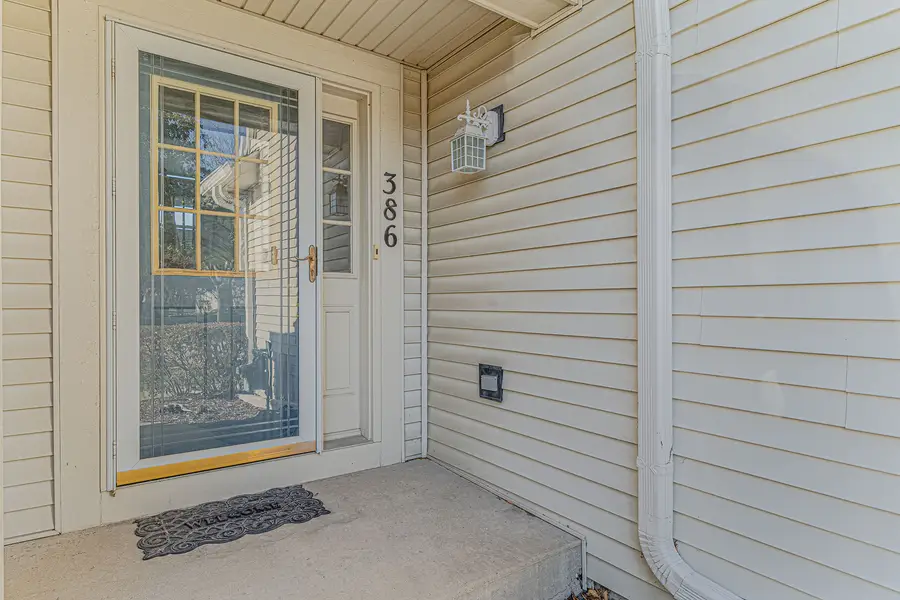 386 Gladstone Lane, Elgin, IL 60120 - Image #3