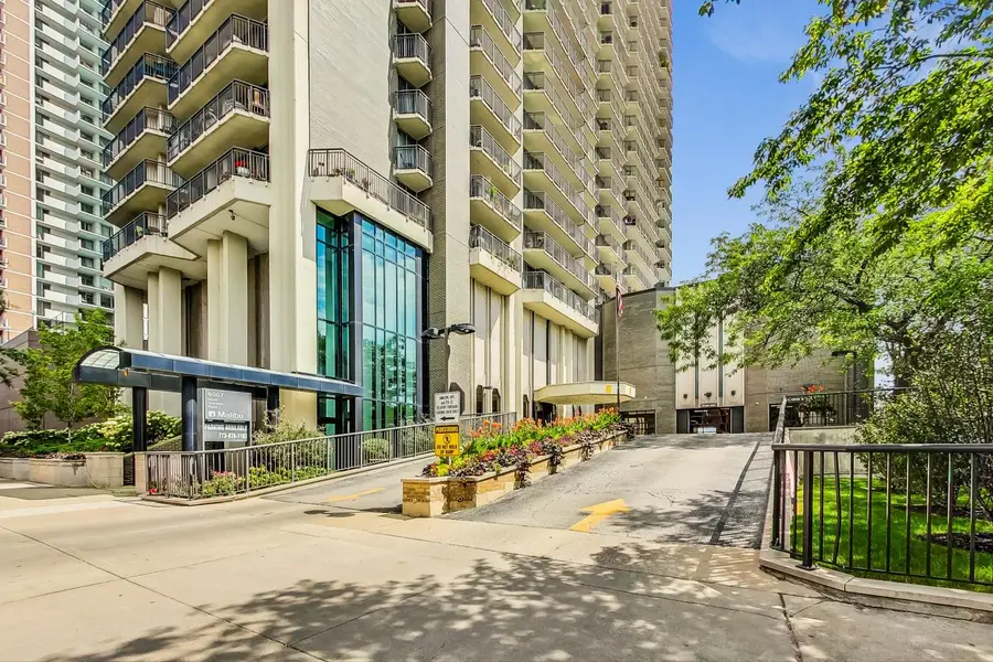 6007 N Sheridan Road #12B, Chicago, IL 60660 - Image #2