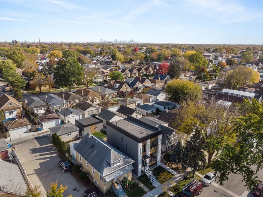 4959 N Merrimac Avenue, Chicago, IL 60630 - Image #2