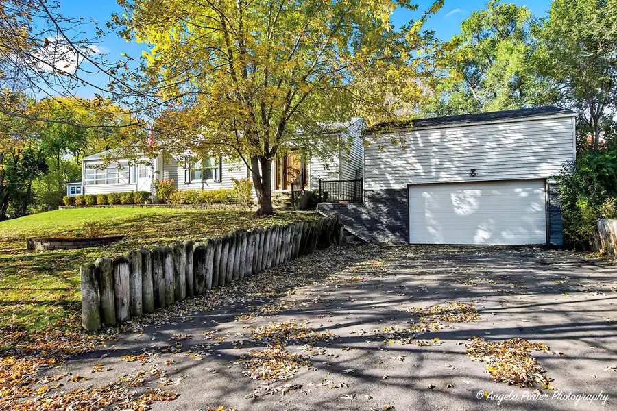 37048 N Lawrence Drive, Lake Villa, IL 60046 - Image #2