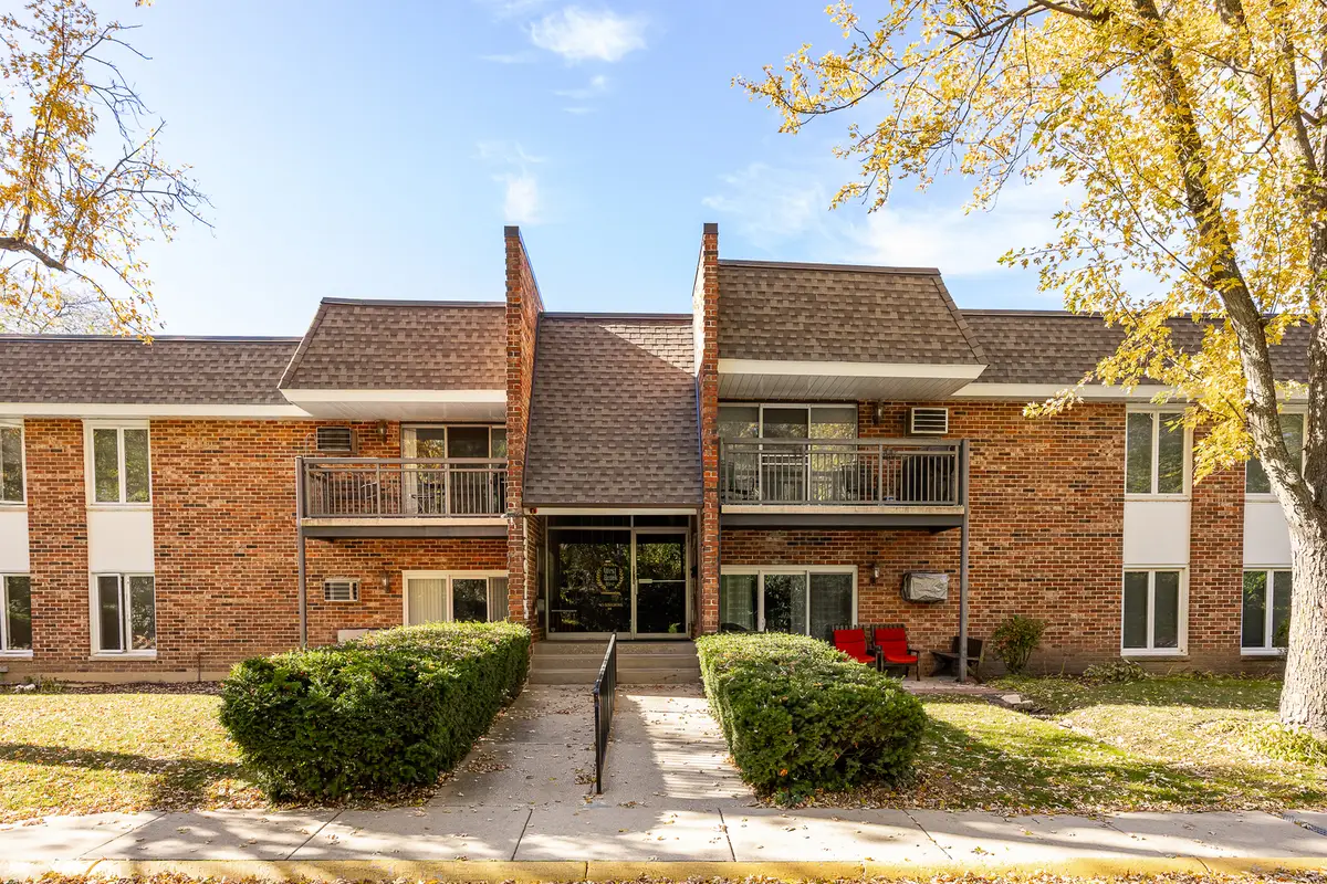 3915 Saratoga Avenue #H214, Downers Grove, IL 60515 - Image #1