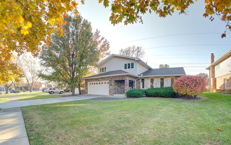15656 S Walnut Court, Homer Glen, IL 60491 - Image #3