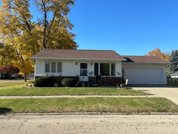309 S Grape Street, Morrison, IL 61270