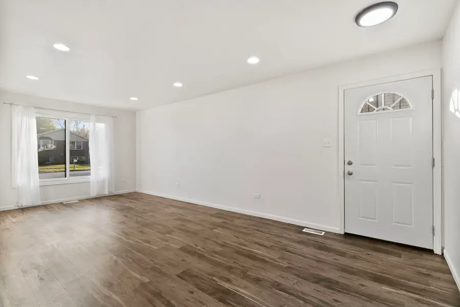 2236 W 157th Place, Markham, IL 60426 - Image #2