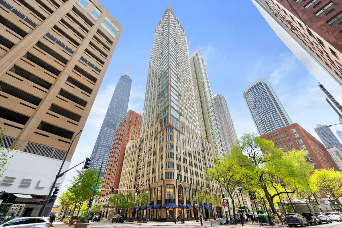 57 E Delaware Place #P-101, Chicago, IL 60611 - Image #1
