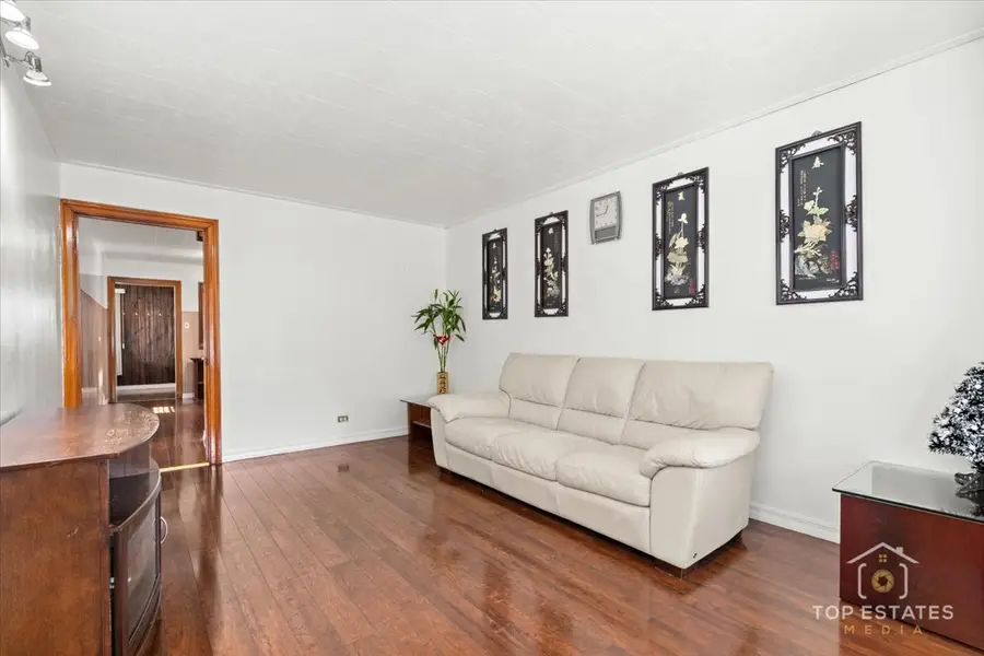 4641 S Trumbull Avenue, Chicago, IL 60632 - Image #2