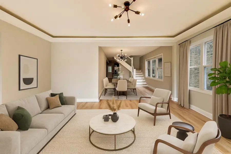 5716 W Eastwood Avenue, Chicago, IL 60630 - Image #3