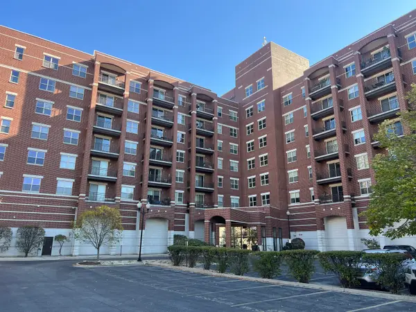 Address Withheld By Seller, Melrose Park, IL 60160