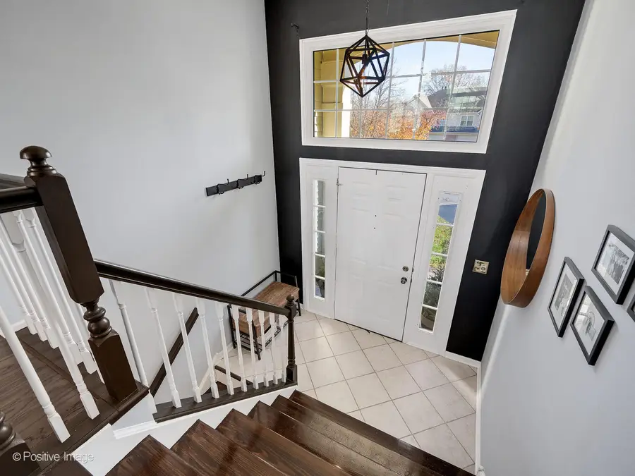 30W091 Penny Lane #30W091, Warrenville, IL 60555 - Image #2