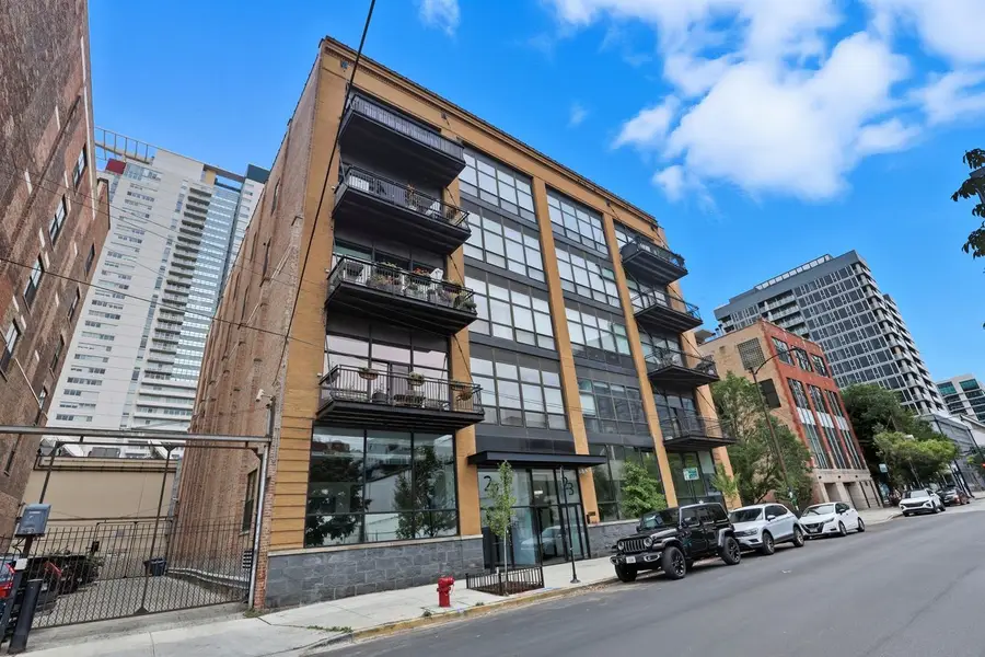 23 N Green Street #202, Chicago, IL 60607 - Image #2