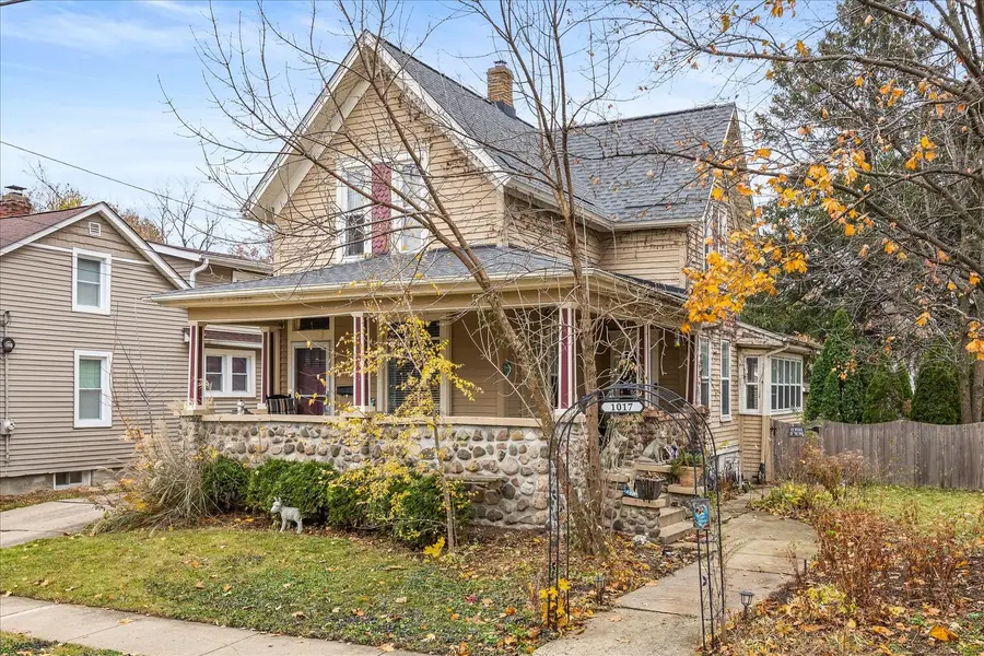 1017 Center Street, Elgin, IL 60120 - Image #3