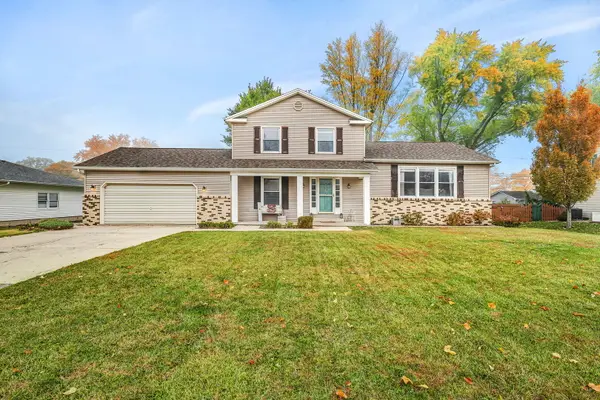 18 Old Orchard Lane, Streator, IL 61364