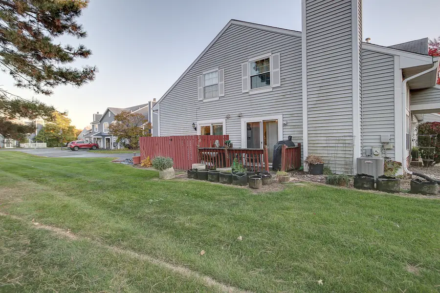 556 Pontiac Lane, Bolingbrook, IL 60440 - Image #3