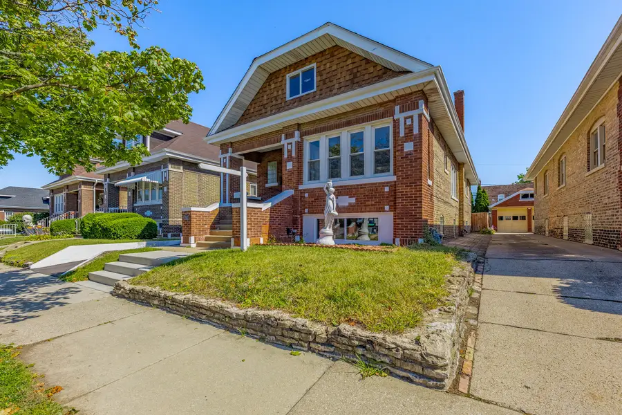 2107 East Avenue, Berwyn, IL 60402 - Image #2