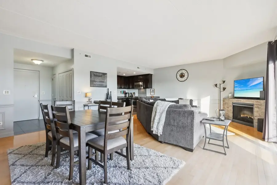 7050 183rd Street #302, Tinley Park, IL 60477 - Image #2