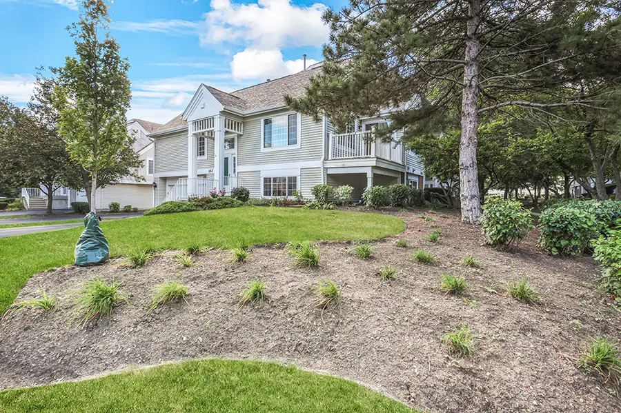 161 Lucerne Court, Wheeling, IL 60090 - Image #2