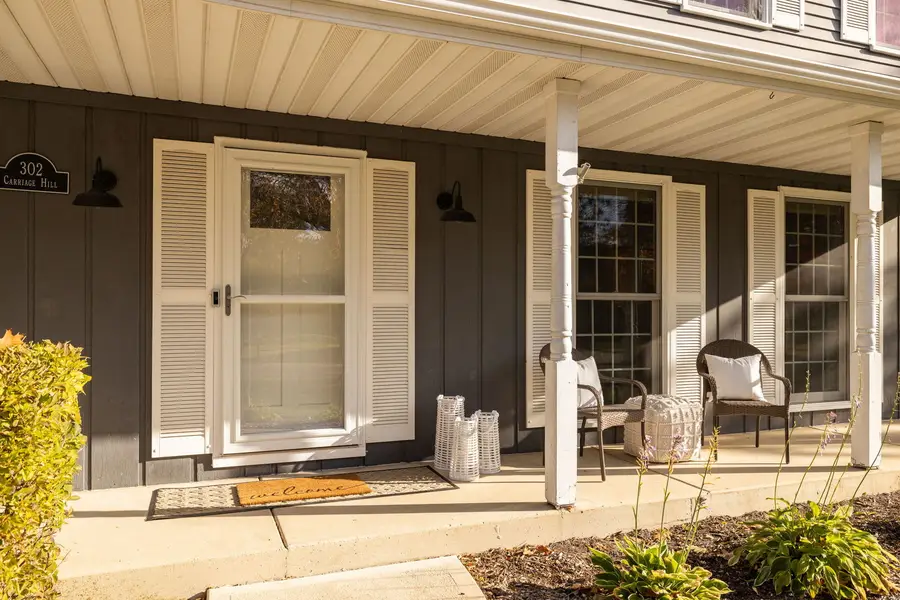 302 Carriage Hill Road, Naperville, IL 60565 - Image #2