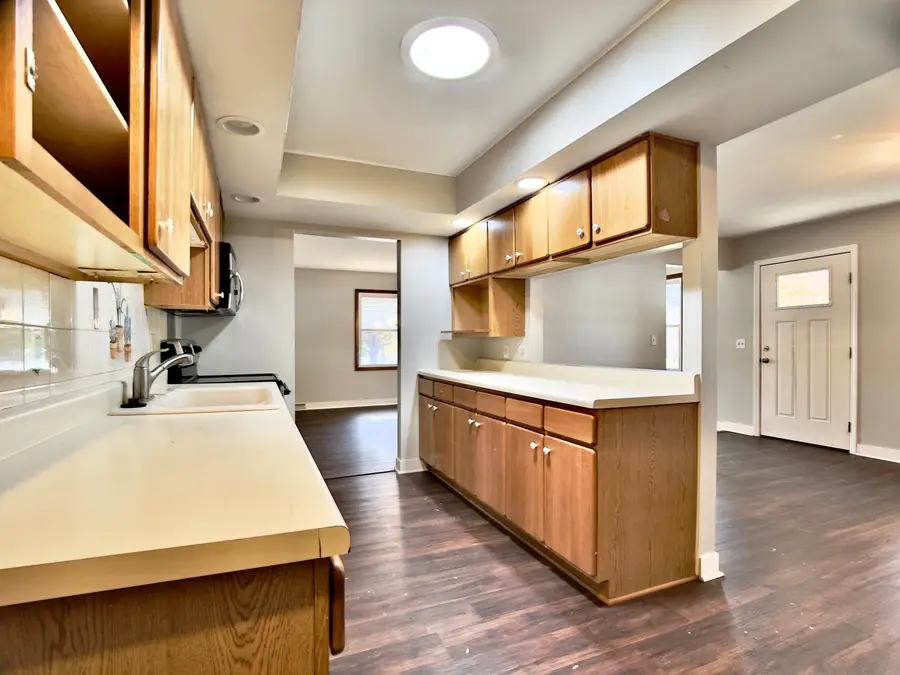 1807 Forrest Boulevard, Saint Charles, IL 60174 - Image #3