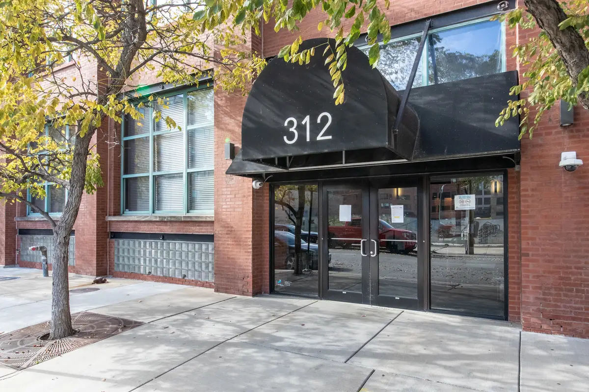 312 N May Street #4J, Chicago, IL 60607 - Image #1