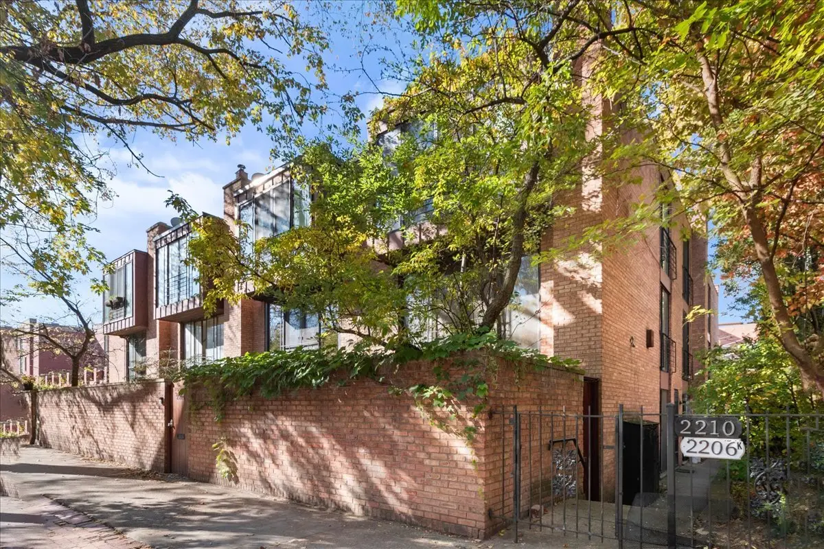 2208 N Burling Street, Chicago, IL 60614 - Image #1