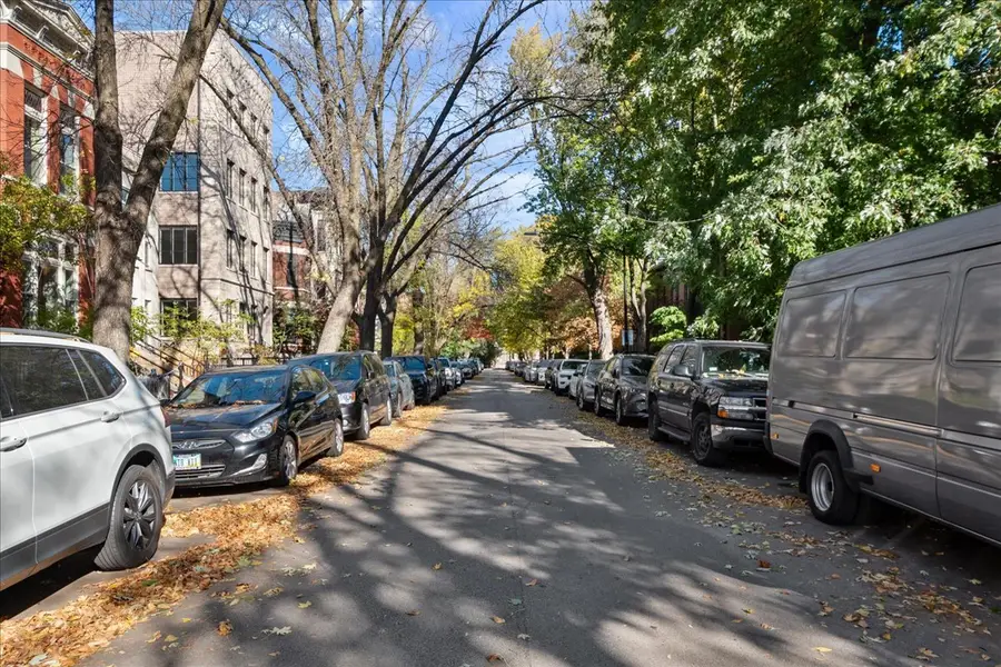 2208 N Burling Street, Chicago, IL 60614 - Image #3