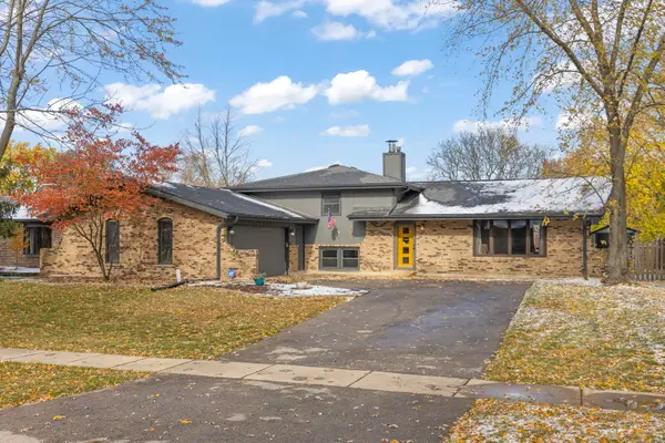 Address Withheld By Seller, Naperville, IL 60563