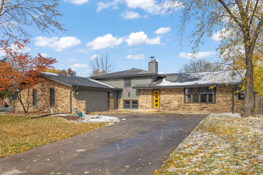 Address Withheld By Seller, Naperville, IL 60563 - Image #2