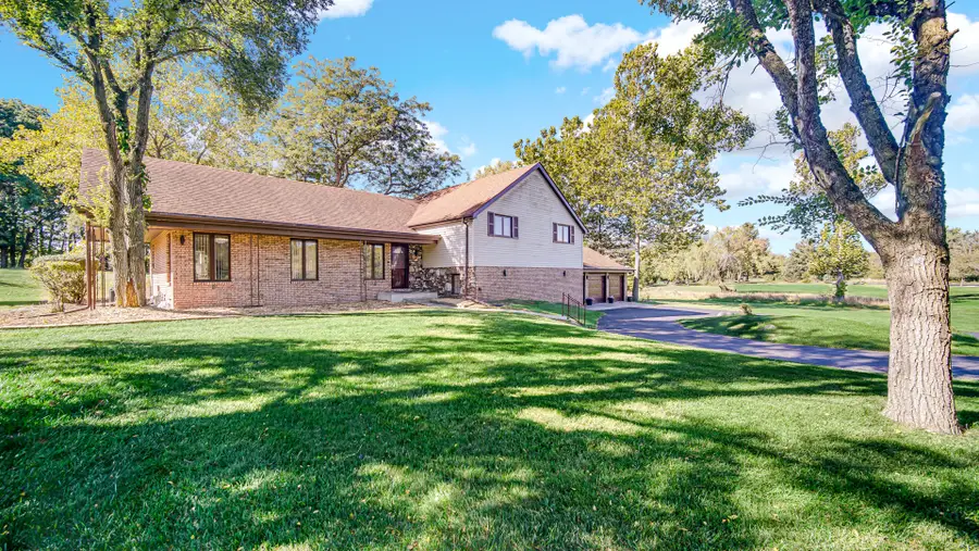 3317 E Buried Oak Drive, Crete, IL 60417 - Image #2