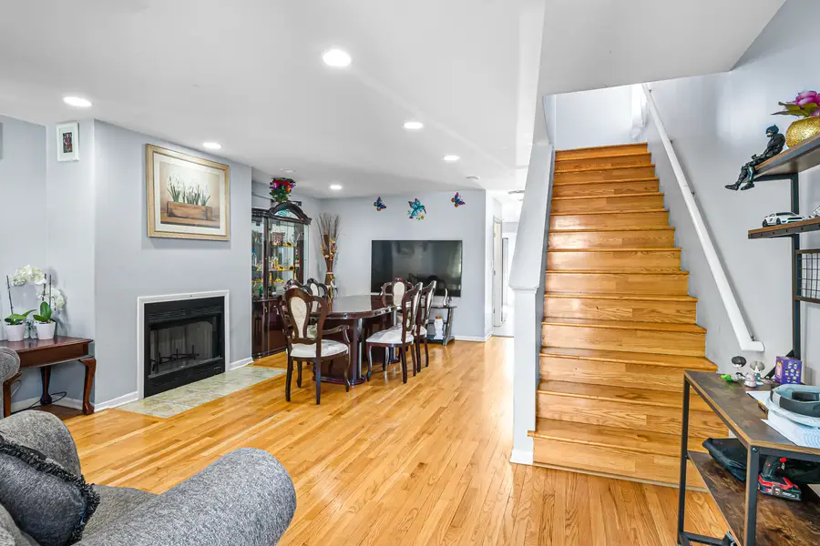 4049 W Crystal Street, Chicago, IL 60651 - Image #2