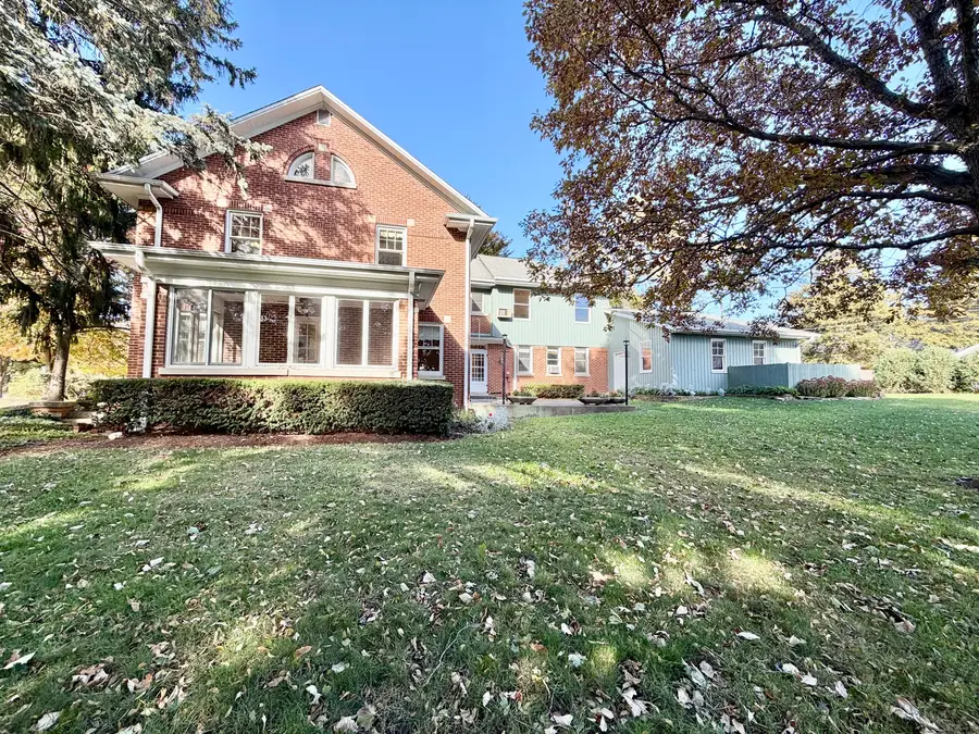 841 Douglas Avenue, Elgin, IL 60120 - Image #3