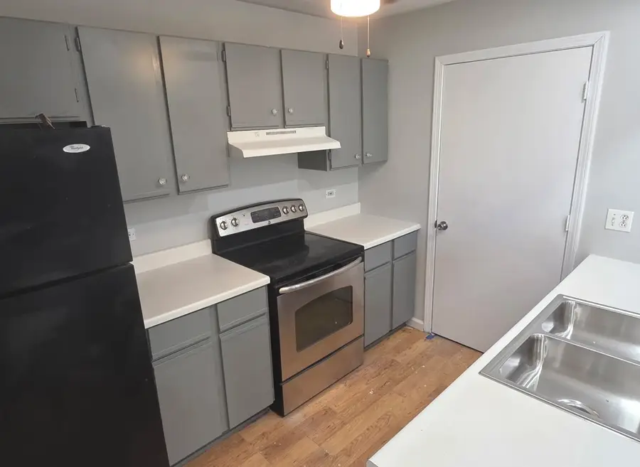 Address Withheld By Seller, Woodstock, IL 60098 - Image #3