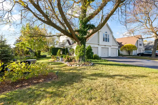 1376 Longacre Lane, Wheeling, IL 60090