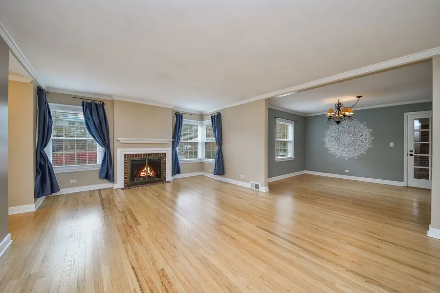 Address Withheld By Seller, Glen Ellyn, IL 60137 - Image #3