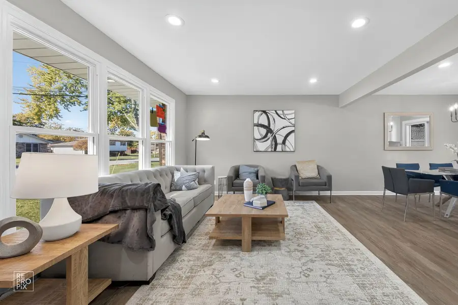 15021 Kenton Avenue, Midlothian, IL 60445 - Image #3