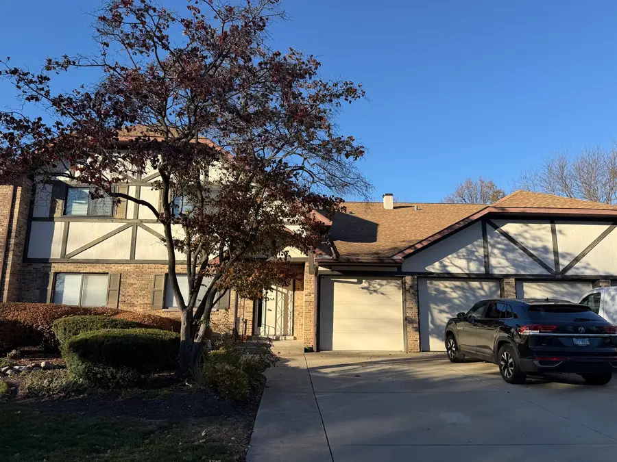 113 Walters Lane #2A, Itasca, IL 60143 - Image #2