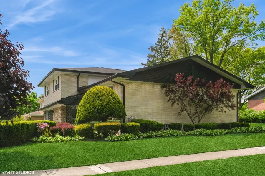 Address Withheld By Seller, Mount Prospect, IL 60056 - Image #2