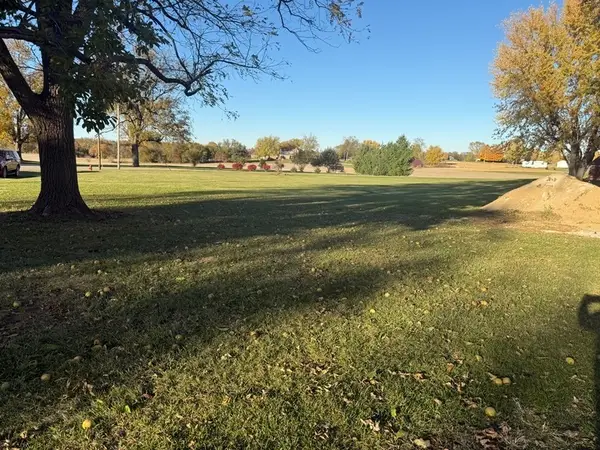 207 N West Street, Magnolia, IL 61336