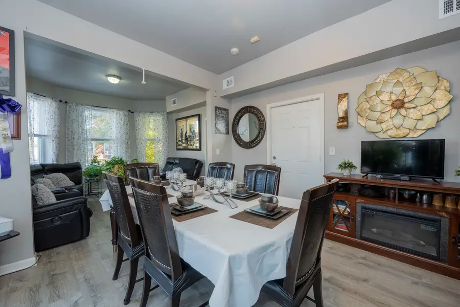 746 N Trumbull Avenue, Chicago, IL 60624 - Image #3