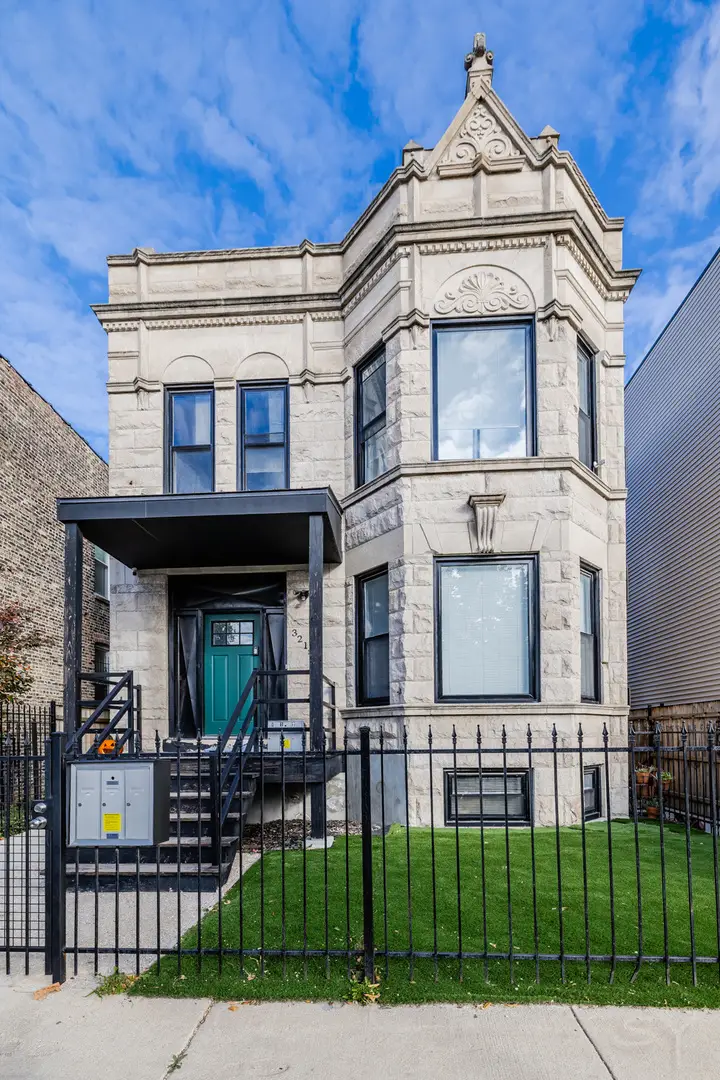 3218 W Polk Street, Chicago, IL 60624 - Image #1