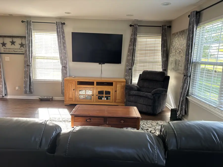 16047 Tiger Drive, Lockport, IL 60441 - Image #3