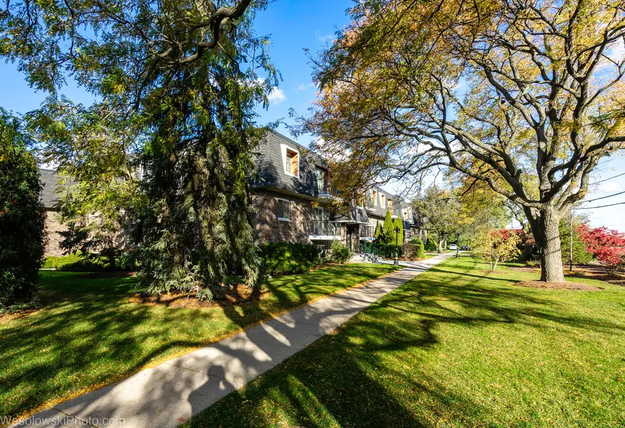 3222 Sanders Road #3D, Northbrook, IL 60062 - Image #3