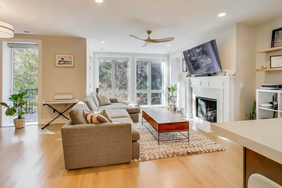 3533 N Fremont Street #2, Chicago, IL 60657 - Image #2