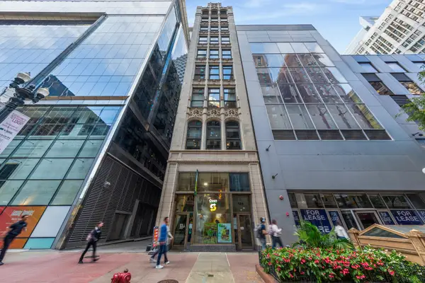 120 S State Street #4, Chicago, IL 60603